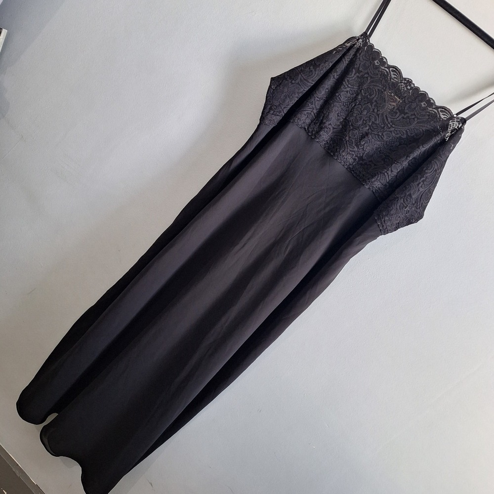 Cacique Lace Long Slip Dress Womens 22/24 Black Witchy Whimsy Goth Grunge
